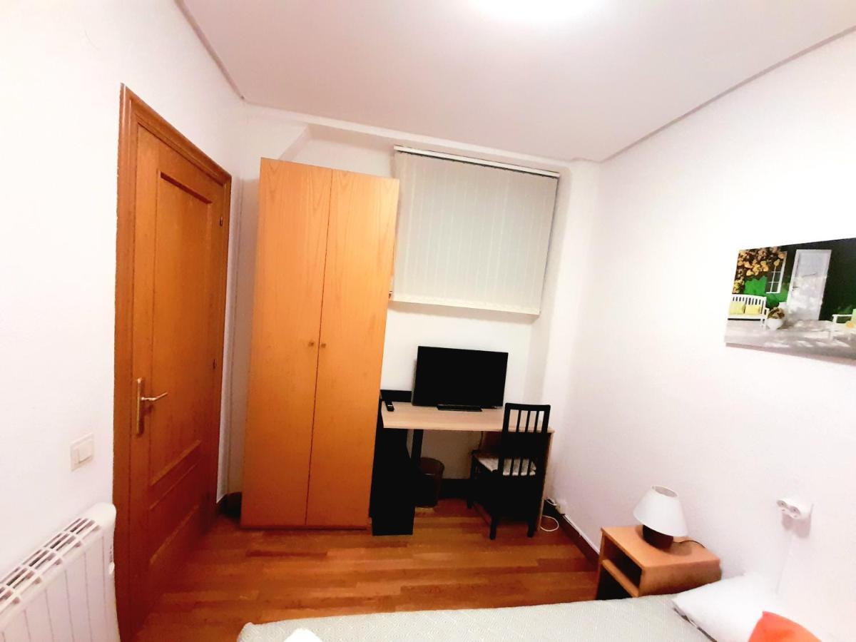 Habitacion Centrica En パンプローナ エクステリア 写真
